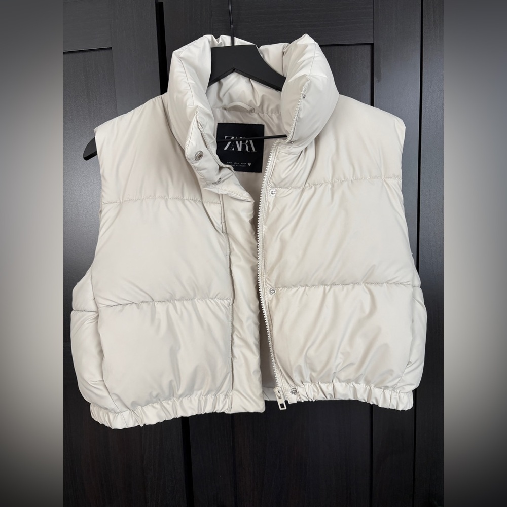 ZARA Cropped Puffer Vest